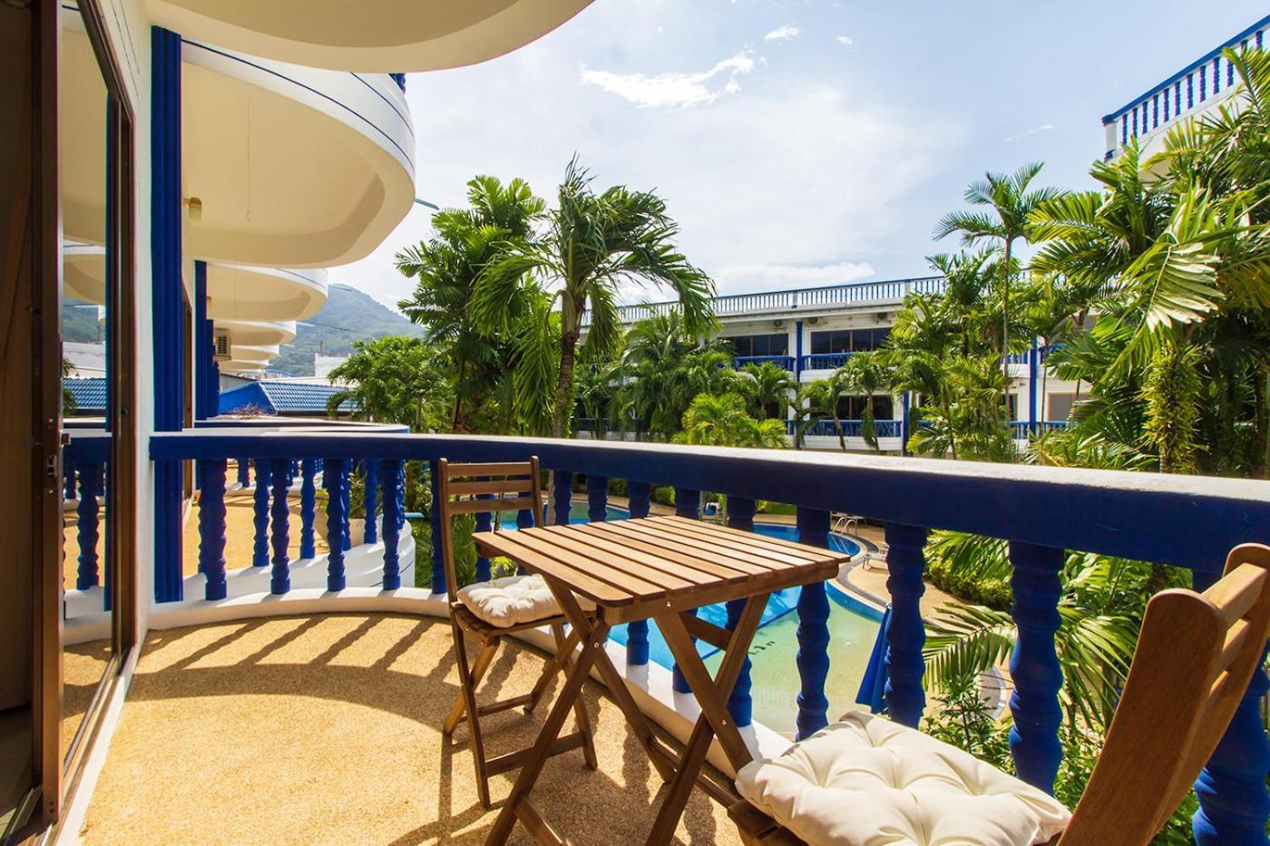 The Club Residence Pantai Kamala Bagian luar foto