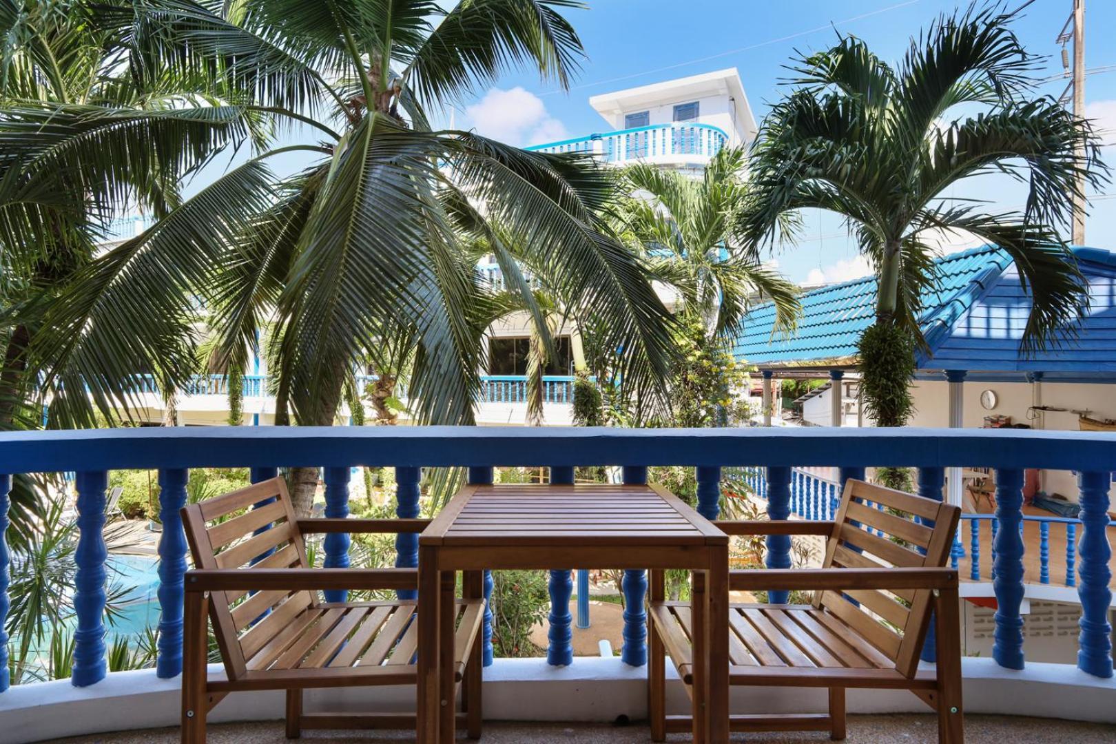 The Club Residence Pantai Kamala Bagian luar foto