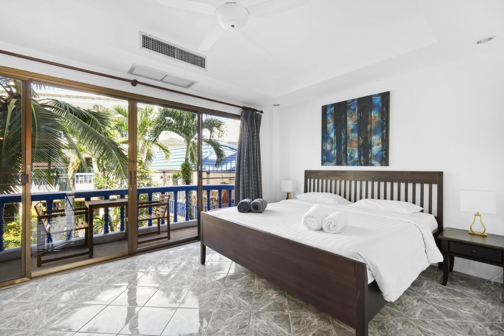 The Club Residence Pantai Kamala Bagian luar foto