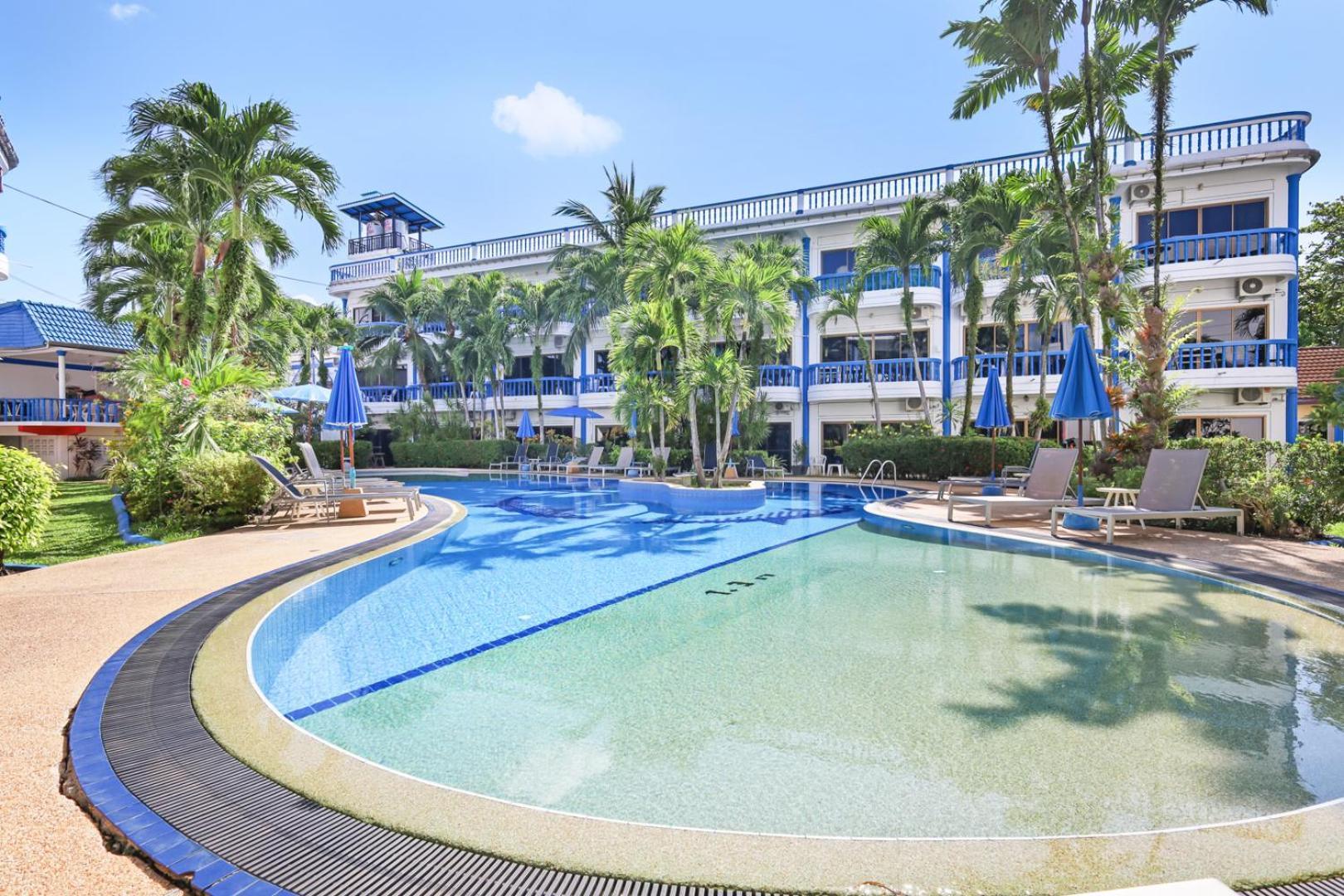 The Club Residence Pantai Kamala Bagian luar foto