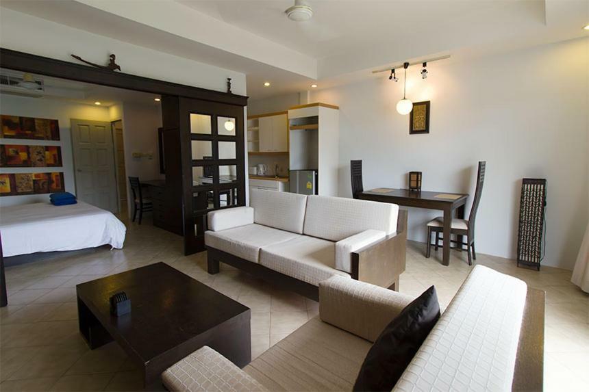 The Club Residence Pantai Kamala Bagian luar foto